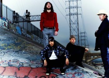 Red Hot Chili Peppers reprograma presentación en Israel para el próximo año