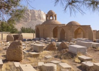 Antiguas inscripciones en hebreo y persa robadas fueron devueltas a santuario judío en Irán