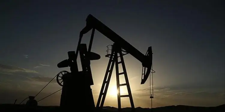 Las compañías petroleras se ven obligadas a renegociar los acuerdos o se arriesgan a perderlo todo