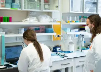 Coronavirus en Israel: Científicos desarrollan pruebas grupales ocho veces más rápidas