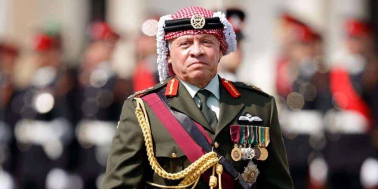 Jordania detiene al ex príncipe heredero sospechoso de conspirar contra el rey