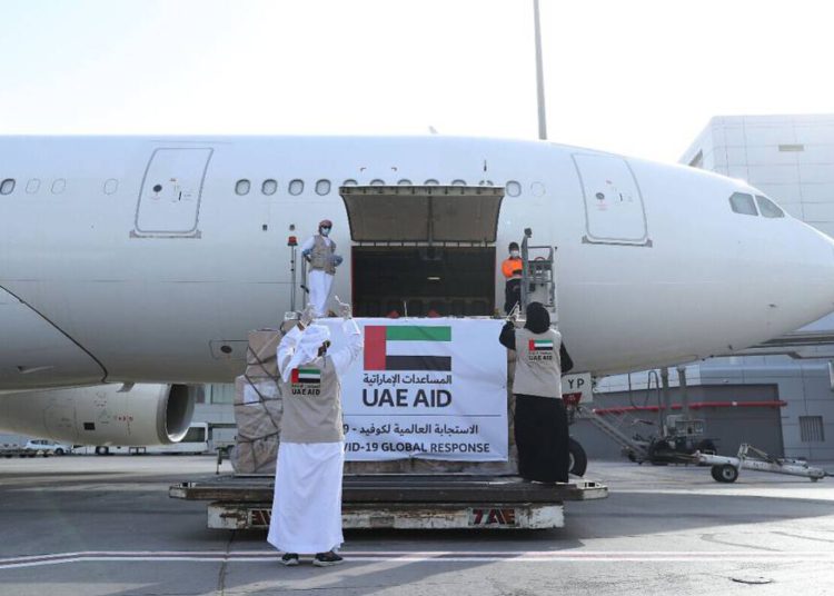 Vuelo comercial desde Emiratos Árabes Unidos aterriza en Israel por primera vez