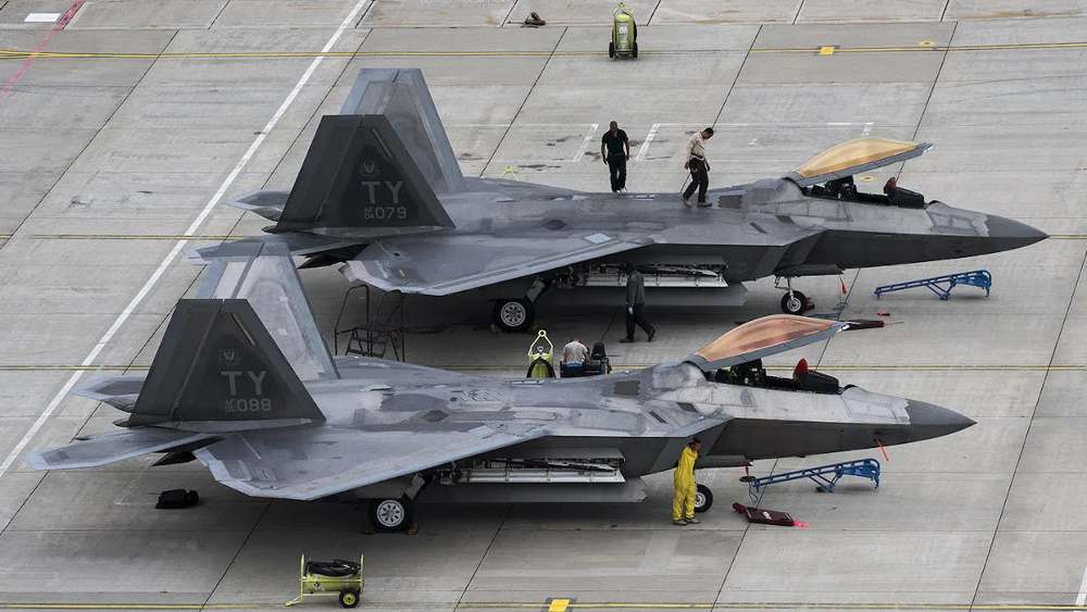 Cazas F-22 Raptor incrementan su poder de ataque bajo el nuevo plan de la USAF