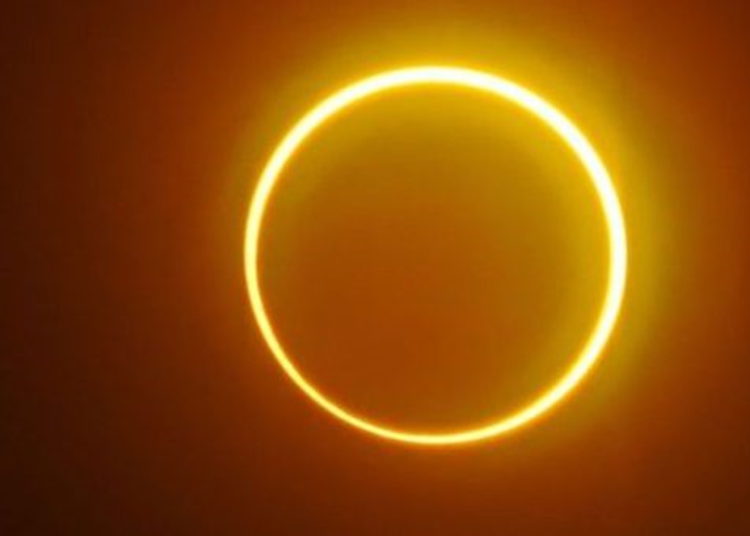 Impresionante eclipse solar tipo “anillo de fuego” oscurecerá partes de África y Asia