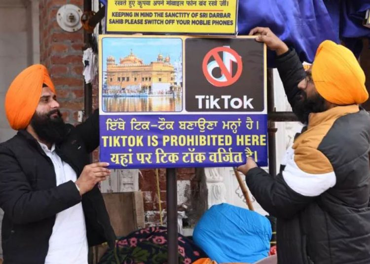India prohíbe TikTok y otras 58 aplicaciones chinas en medio de tensiones crecientes