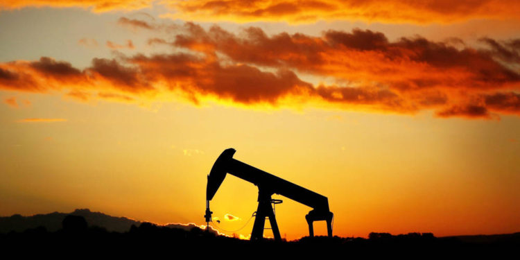 Mercados del petróleo podrían no recuperarse completamente hasta 2022