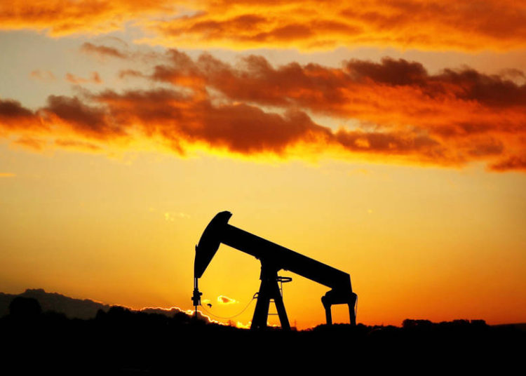 Mercados del petróleo podrían no recuperarse completamente hasta 2022