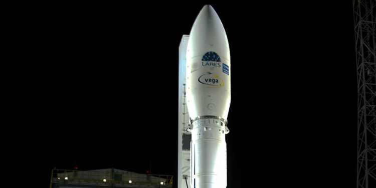 Se retrasa lanzamiento de satélite europeo que transporta pequeño laboratorio espacial israelí