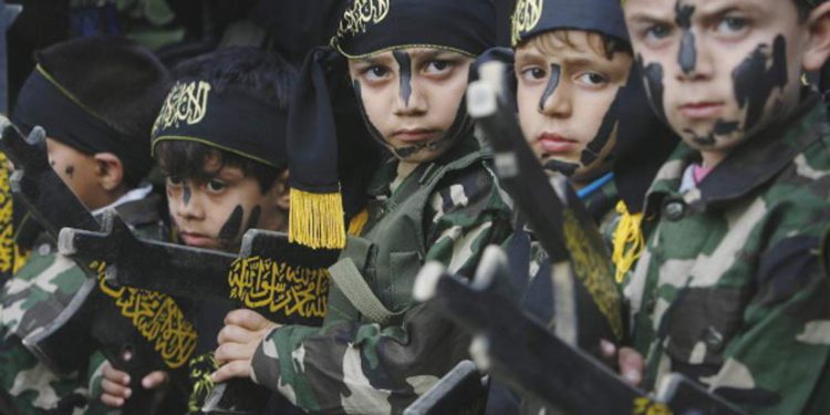 Un campamento palestino para chicos de secundaria organizado por Fatah y celebrado a principios de este año, fue supuestamente denominado con el nombre del fallecido terrorista palestino Omar Abu Laila, según Palestinian Media Watch.