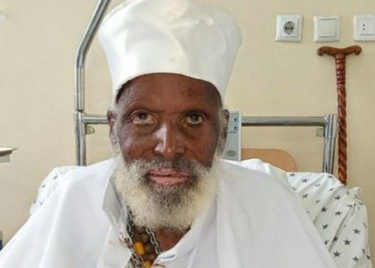 Monje etíope de 114 años sería el sobreviviente más longevo del coronavirus