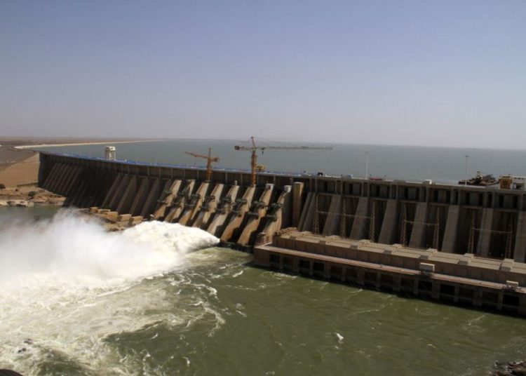 Egipto, Etiopía y Sudán esperan negociar un acuerdo sobre la presa de agua del Nilo