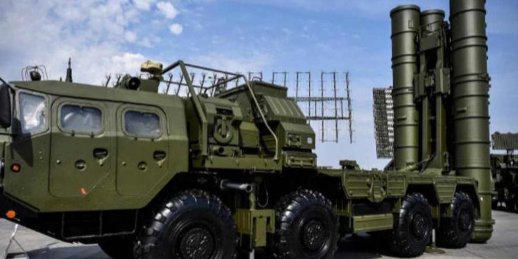 Rusia suspende las entregas de misiles para el sistema S-400 a China