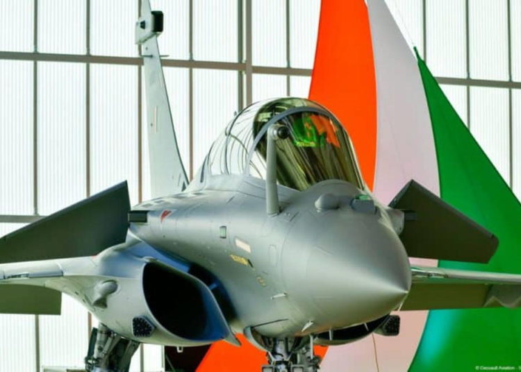Primer lote de caza de combate Rafale franceses se dirige a la India