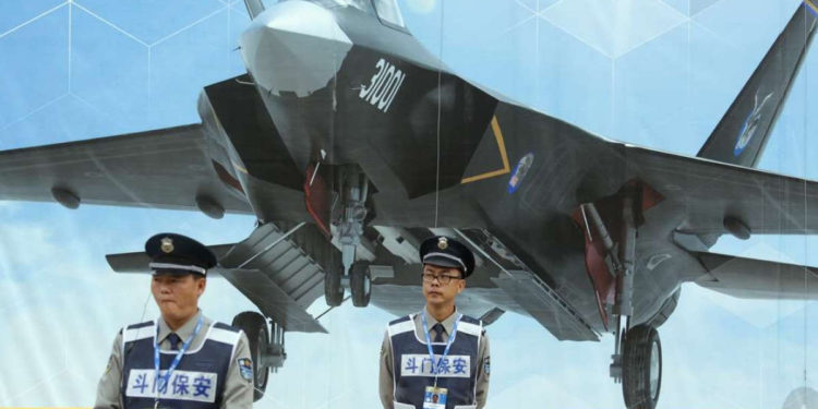 Esto es lo que sabemos sobre el nuevo avión de combate de China