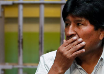 Evo Morales acusado de terrorismo con orden de captura