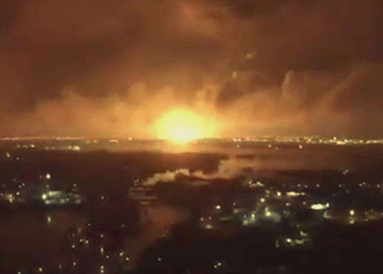 Explosión en una central eléctrica de Irán