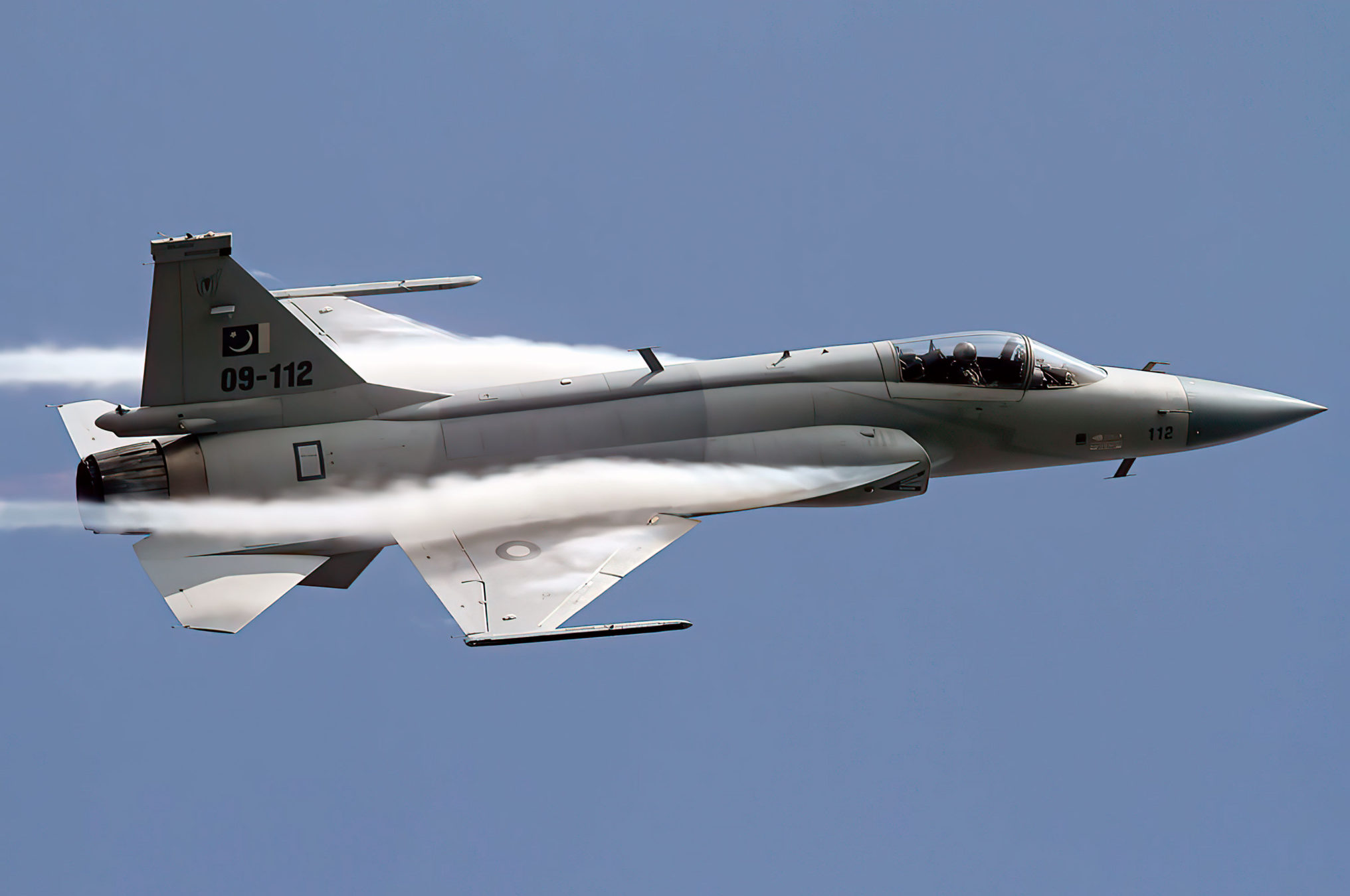 El caza JF-17 de China tiene una ventaja sobre el F-35
