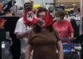 Pareja de Minnesota utilizó máscaras faciales con esvástica en Walmart
