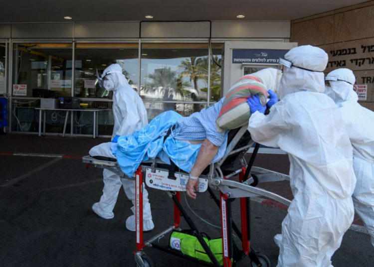 Israel tendrá 300 pacientes con coronavirus seriamente enfermos para el 10 de agosto