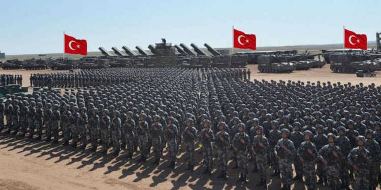 Turquía amenaza con una acción militar en Libia si Haftar no se retira