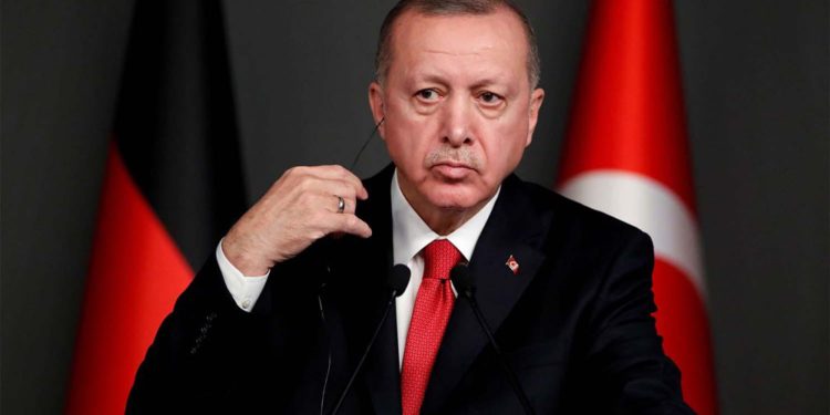 Erdogan dice que Turquía quiere mejorar relaciones con Israel