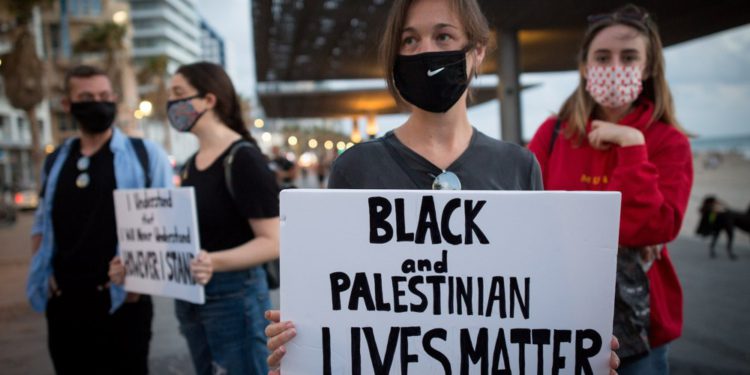 Manifestantes de Black Lives Matter protestan contra Israel en Washington DC