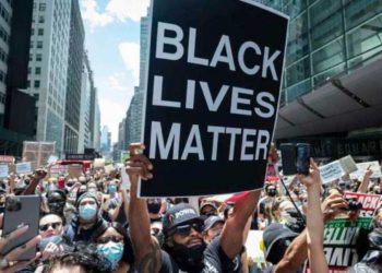 Islamistas se apropian del movimiento “Black Lives Matter” pese a su histórica intolerancia a los negros