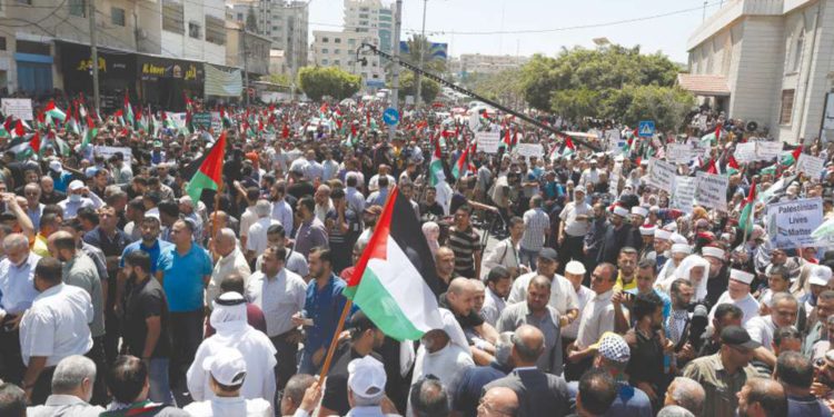 Árabes planean “gran mitin” en Ramallah en protesta contra el plan de soberanía israelí