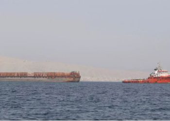 Petrolero desaparecido en EAU es encontrado en una isla de Irán