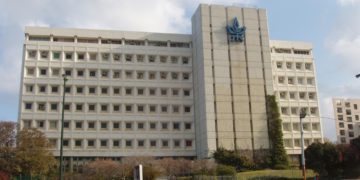 Sin precedentes: Investigador saudí publica artículo en revista académica de Israel