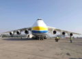 El avión de carga más grande del mundo aterriza con éxito en Israel