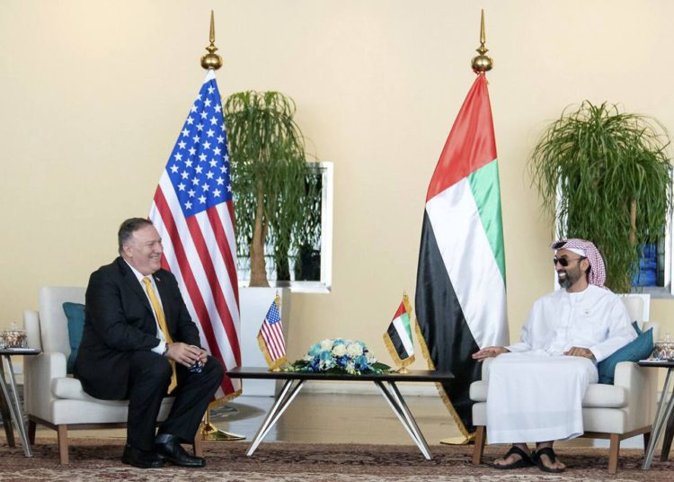 Pompeo retorna a EE.UU. tras impulsar la normalización con Israel entre los Estados árabes
