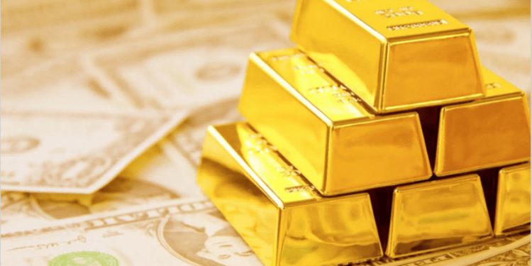 Precios del oro alcanza nuevo récord por encima de los $ 2 mil