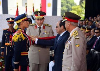 Sisi pide al ejército de Egipto que se prepare en medio de la crisis de Libia