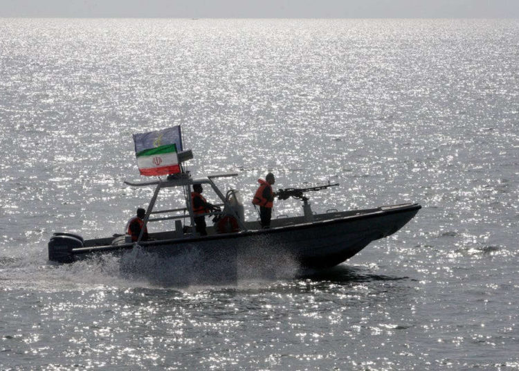 Irán niega estar detrás de explosión en barco de propiedad israelí