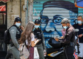 El 70% de israelíes usan mascarillas por temor al coronavirus