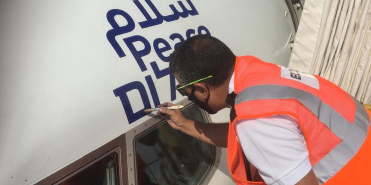 Avión de El Al enviará mensaje de paz en el primer vuelo oficial a EAU