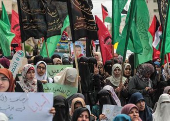 La Autoridad Palestina perjudica a su pueblo en nombre del orgullo nacional