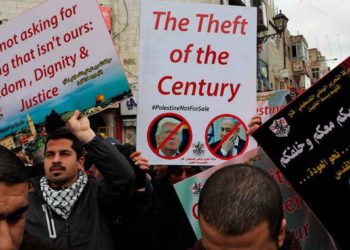 Más de 2000 árabes protestan en Judea y Samaria contra el acuerdo entre Israel y EAU