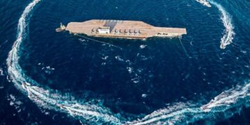 EE.UU. se burla de la capacidad de Irán para construir réplica de un portaviones americano