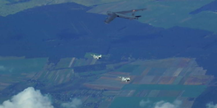 Ocho aviones rusos trataron de interceptar bombarderos B-52 de EE.UU.