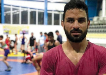 Irán amenaza con ejecutar al hermano del luchador Navid Afkari