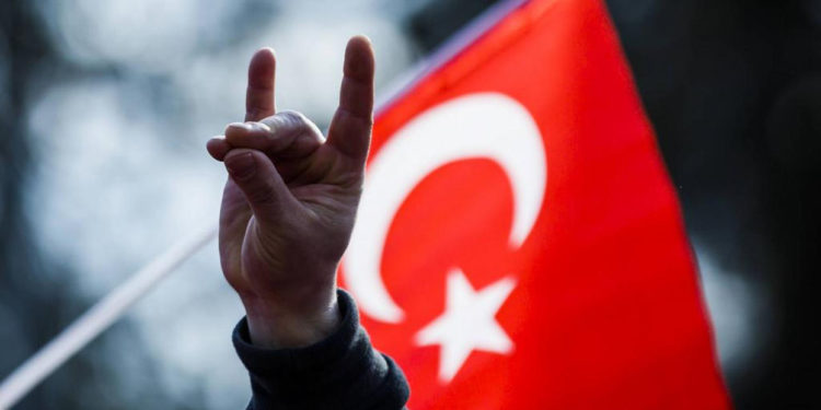 La mano perdedora de Ankara