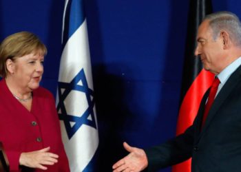 El gobierno de Merkel está “socavando la solidaridad con Israel”