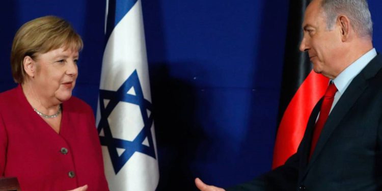 El gobierno de Merkel está “socavando la solidaridad con Israel”