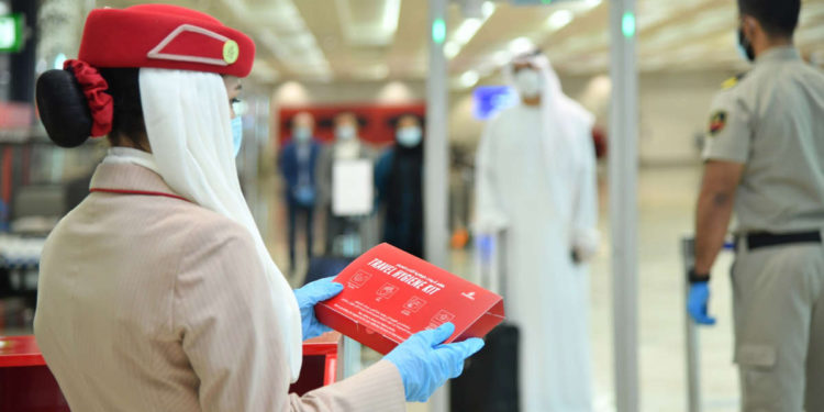 Emiratos Árabes Unidos comienza a aplicar las vacunas contra el coronavirus