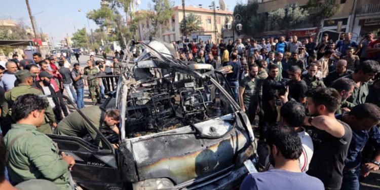 Vehículo con trampa explosiva explota y deja siete muertos en el noreste de Siria
