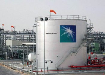 Saudi Aramco analiza venta de oleoductos por valor de $ 10 mil millones