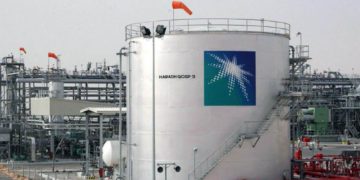 Saudi Aramco analiza venta de oleoductos por valor de $ 10 mil millones