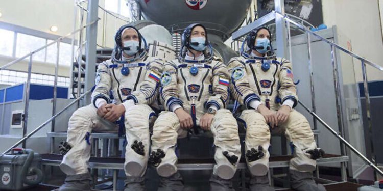 Cosmonautas rusos: No estamos listos para probar la vacuna contra el coronavirus